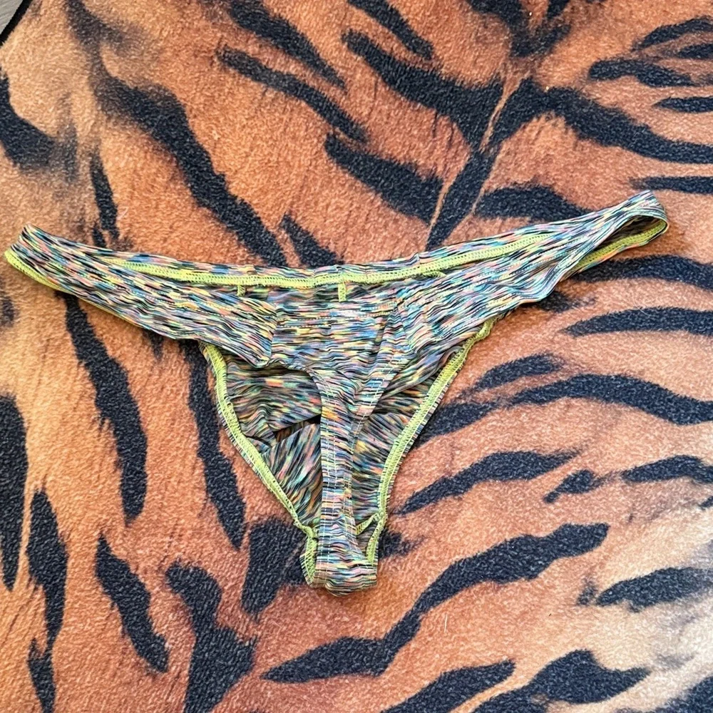 Men’s thong underwear